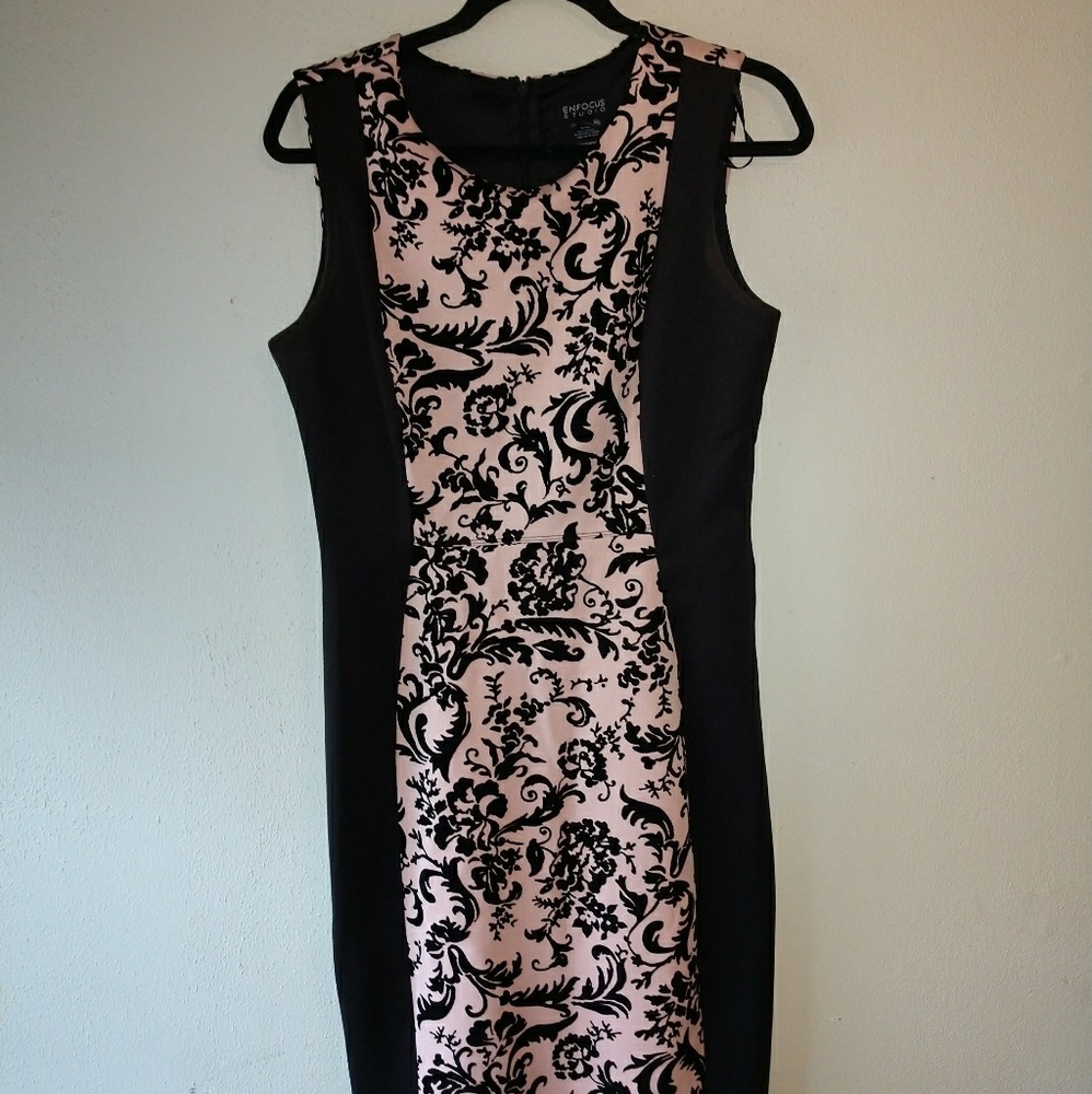 Enfocus Studio Figure-Flattering 360